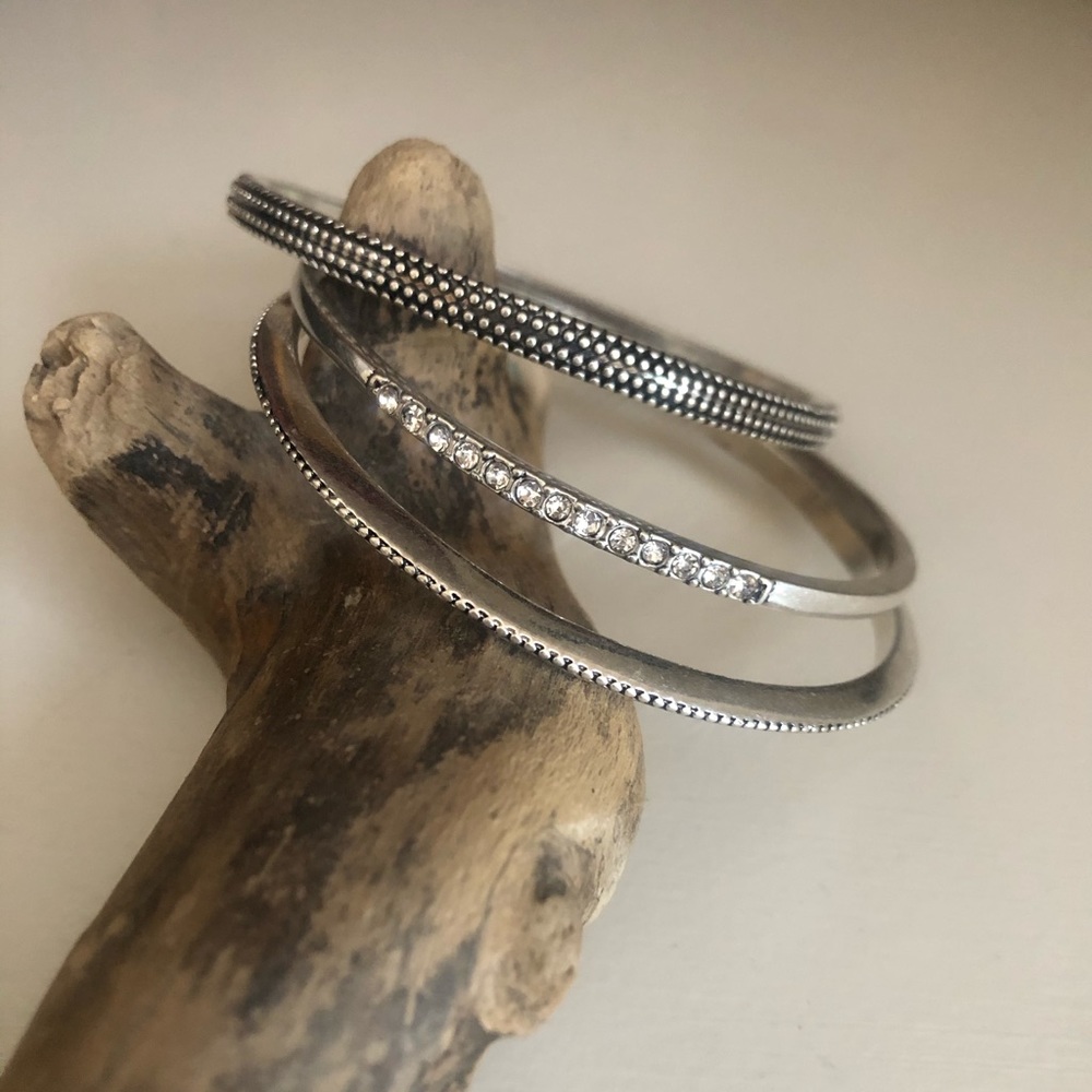 Nwot Chico’s Silver Bangle Bracelet Stack - image 1